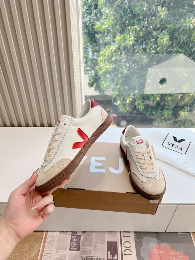 Veja Shoes